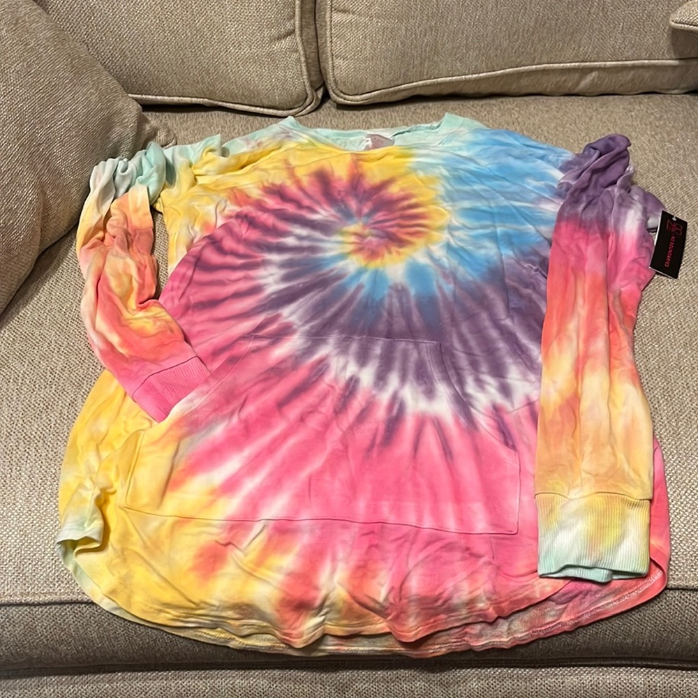 #96.    Girls No Boundaries Juniors size Small